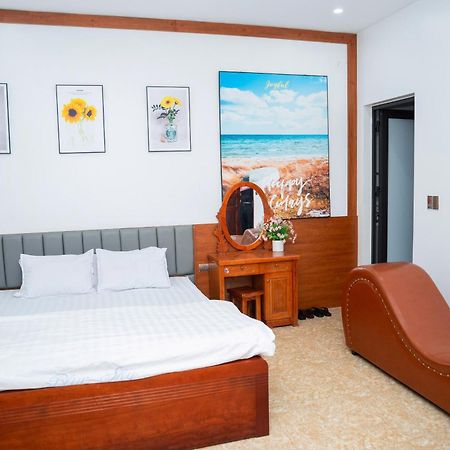 Phuong Hoa Hotel Uong Bi Bagian luar foto