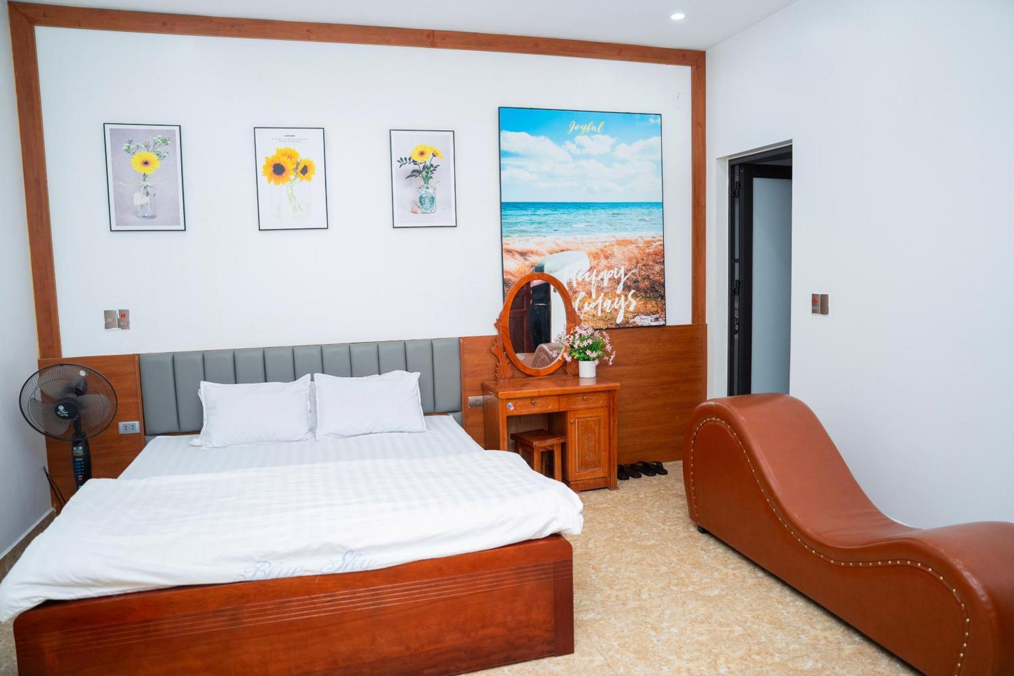 Phuong Hoa Hotel Uong Bi Bagian luar foto