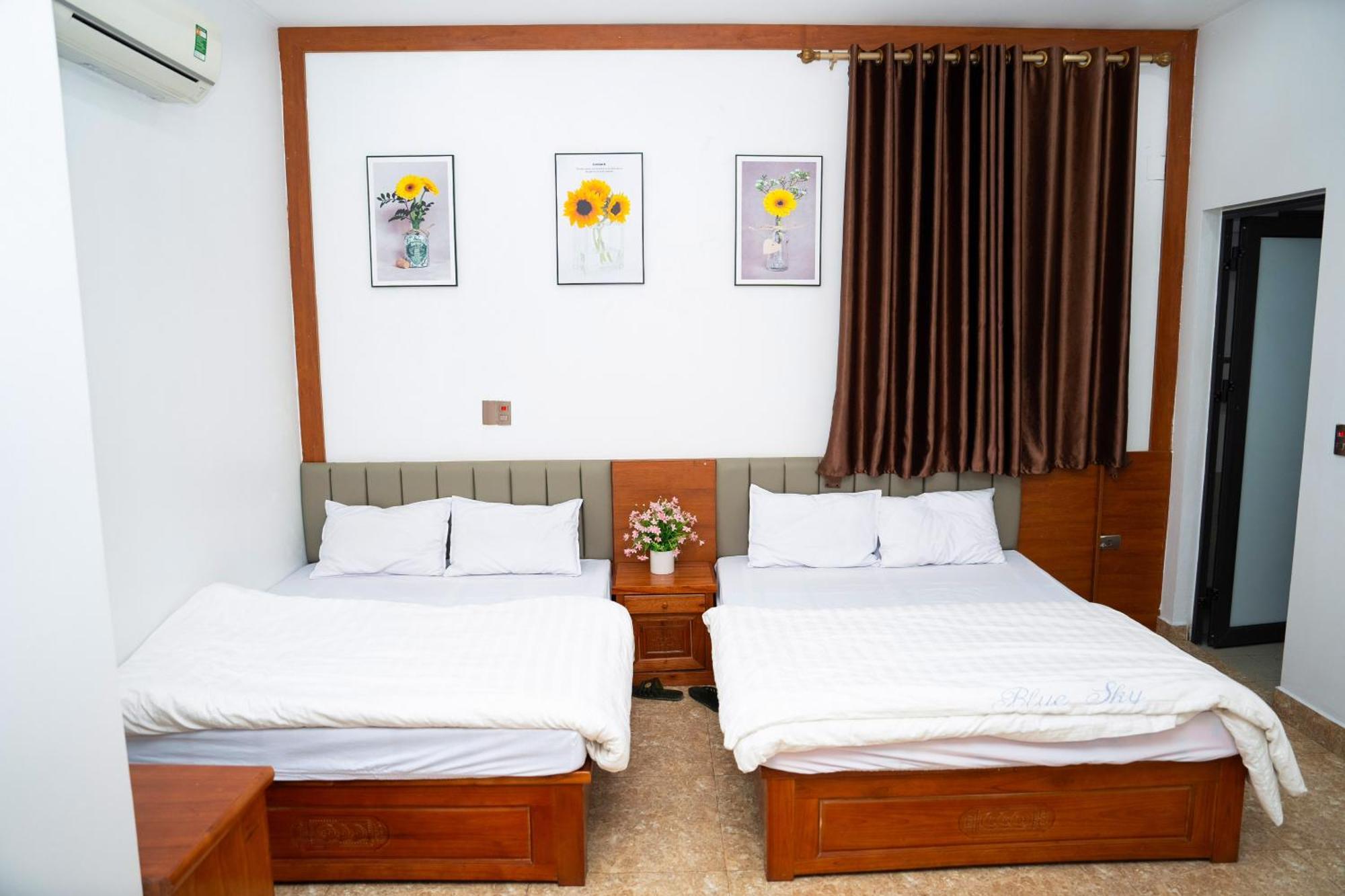 Phuong Hoa Hotel Uong Bi Bagian luar foto
